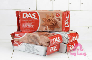 DAS Air-Hardening Modeling Clay White Air Dry Clay 2.2lb Block for Sculpting